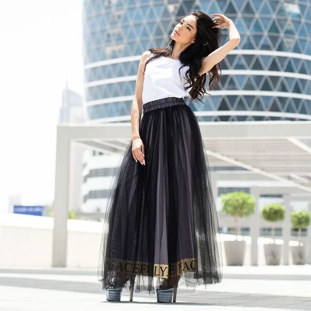 Statement tulle skirt pattern
